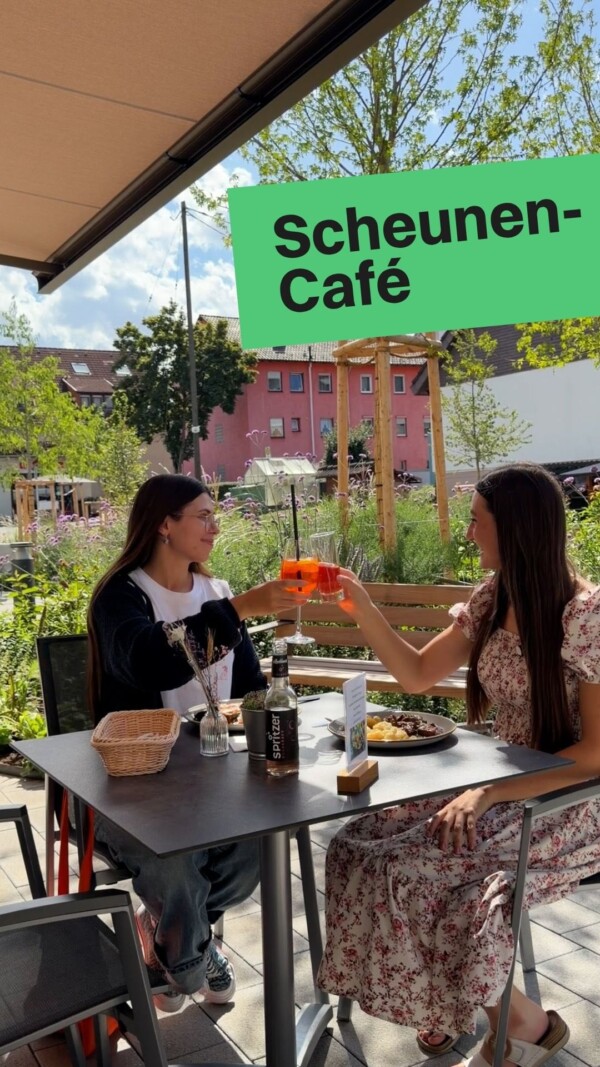 Entdecke das Scheunen-Café in Ohmenhausen: Dich erwarten ein frischer Mittagstisch von der Heimatküche, leckerer Kuchen, Kaffeespezialitäten und eine wunderschöne Terrasse 🤗
 
Mit wem planst du den nächsten Besuch? ☕️✨

📍Brühlstraße 9, Reutlingen-Ohmenhausen

#reutlingen #nurlieben #café #heimatküche